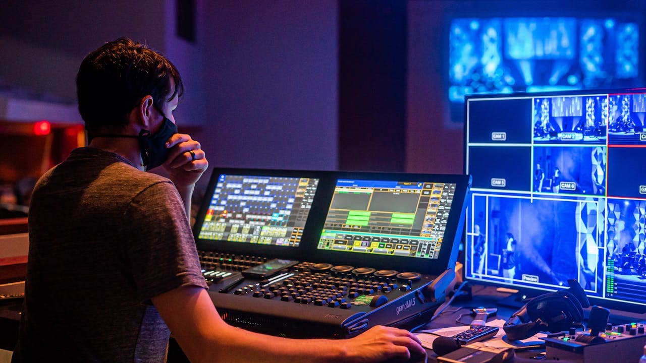Planning control desk