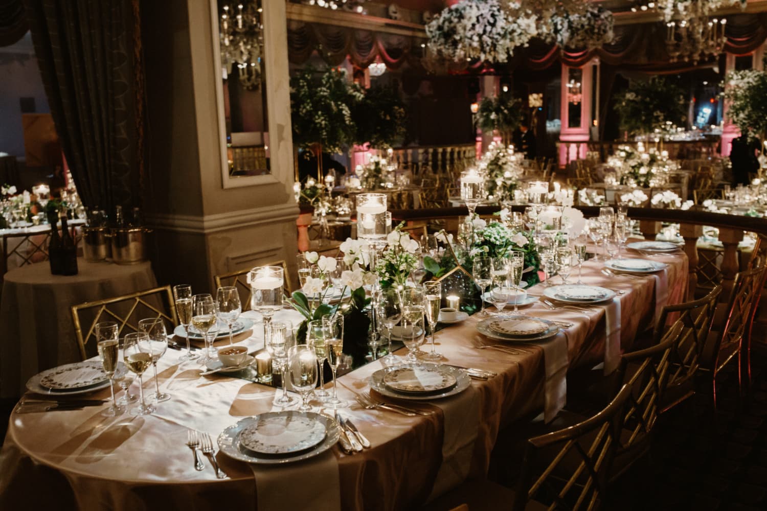 Luxury dining coordination