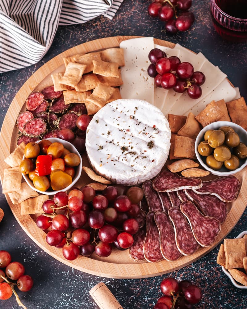 Real Wedding Catering Setups: How Couples Are Serving Food in 2026